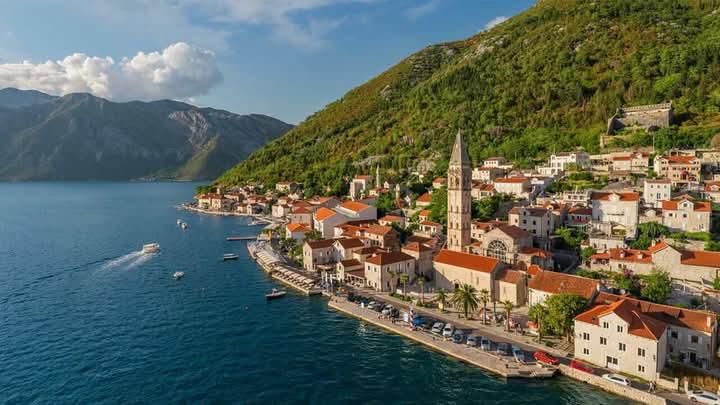 Perast Old Town on Kotor Bay speedboat tour